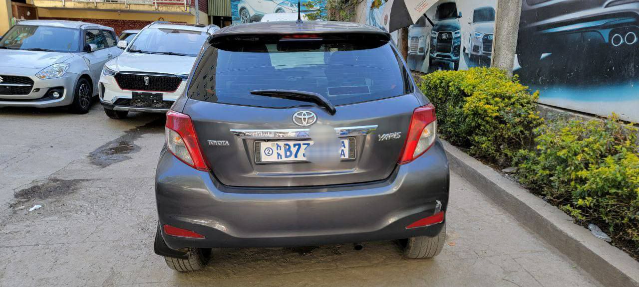 Toyota Yaris 2012 (4 cylinder)